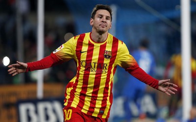 BET5体育快讯-若日尼奥点球命中脱衣庆祝吃到黄牌